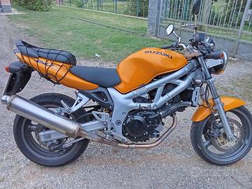 MOTO SUZUKI SV 650