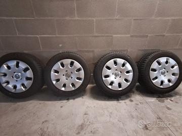 4 Gomme invernali michelin con cerchioni audi A1
