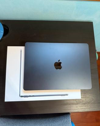 Apple Macbook Air M2