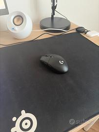 Mouse Logitech 305 e Steelseries Large QCK Mat