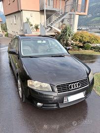Audi A3 2.0 FSI Ambition 150 CV