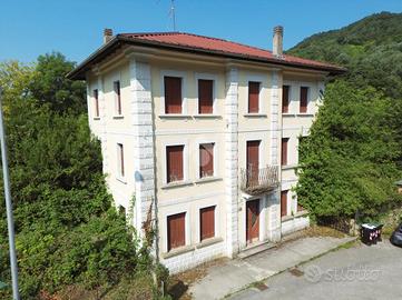 CASA INDIPENDENTE A CASTELNOVO DEL FRIULI