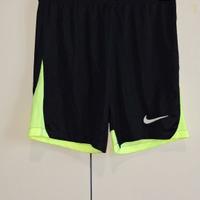 Pantaloncini corti Nike