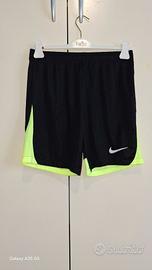 Pantaloncini corti Nike
