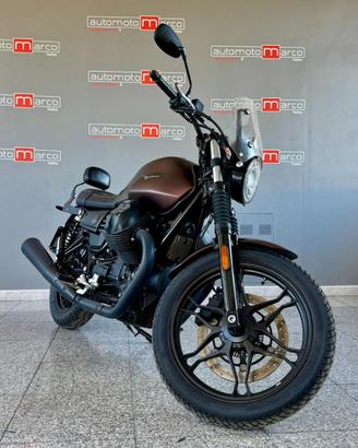 MOTO GUZZI V7 STONE