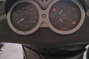 Scooter Piaggio Beverly 250 incidentato