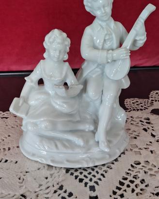 Capodimonte coppia del 700 con strumenti 