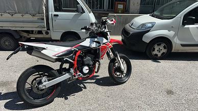 Swm 125 R
