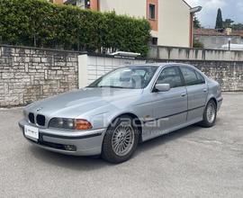 BMW 520i 24V cat