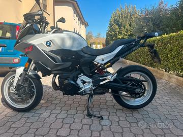 BMW F 900 XR