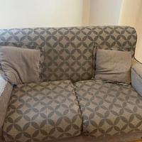 Divano due posti in tessuto