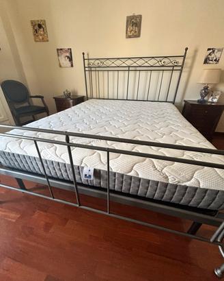 Letto matrimoniale