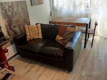 divano due posti 