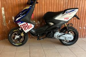 aerox 50 edizione valentino rossi