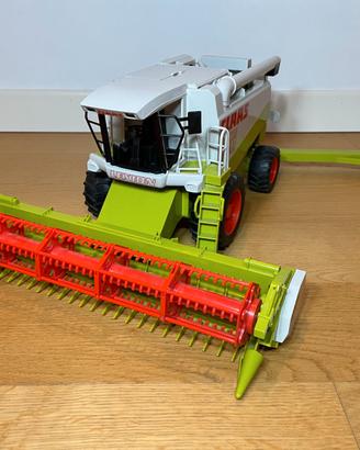 Bruder Mietitrebbia Claas Lexion 480  Art 02120