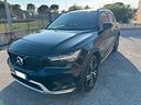 volvo-xc40-d4-awd-geartronic-r-design