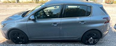 Peugeot 308 1.5 130cv blueHDI AT8 allure