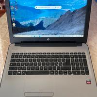 Un computer hp tenuto bene funzionante