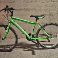 Bicicletta MTB ragazzo 24" usata poco