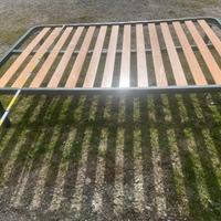 Rete letto con doghe in legno