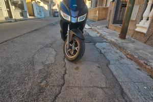 SCOOTER APRILIA SXR 50