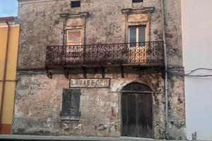 Casa indipendente Osilo Via Roma