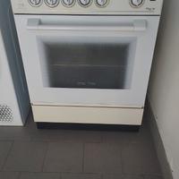 Stufa con forno e piano cottura marca Rex