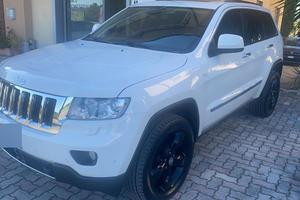 Jeep Grand Cherokee Overland