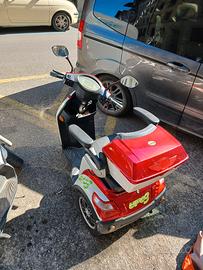 scooter elettrico per anziani 
