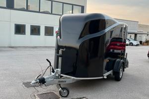 Carrello moto chiuso Novatecno Cargo VTR (1300kg)