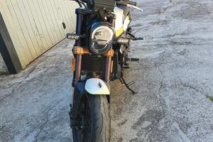Benelli Leoncino 250 