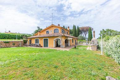 VILLA SINGOLA A ROMA