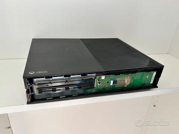 Xbox one per ricambi