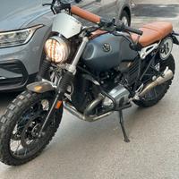 BMW R nineT