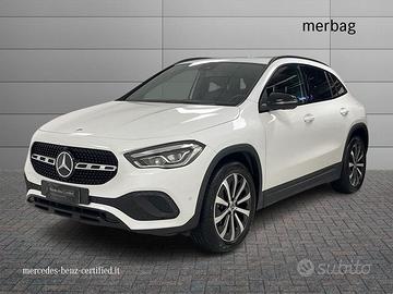 Mercedes-Benz GLA 200 d Automatic 4Matic Spor...