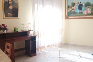 Monolocale ristrutturato arredato