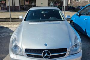 Mercedes  cls 320