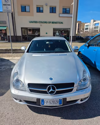 Mercedes  cls 320