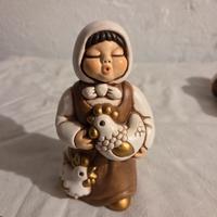 Donna con gallina presepe giubileo