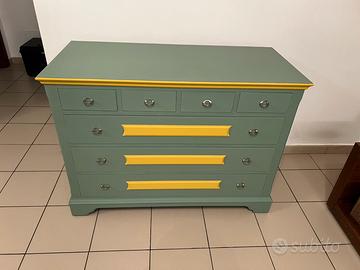 Cassettiera restaurata