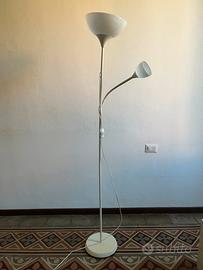 Piantana con due punti luce