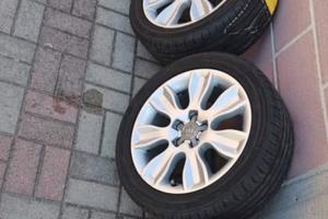 gomme con cerchioni in lega