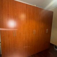 Armadio 6 ante gia smontato al piano terra