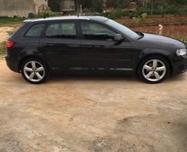 AUDI A3 Sportback e-tron
