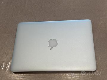 Macbook pro 13”