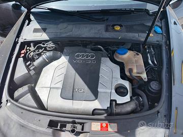 Audi A6 3.0 TDI Quattro con  gancio traino