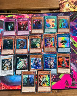 Set 17 carte Yu-Gi-Oh! Buone condizioni generali