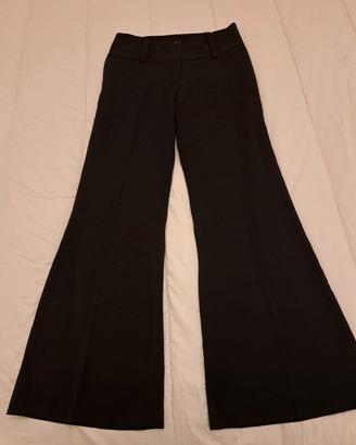 Pantaloni neri eleganti