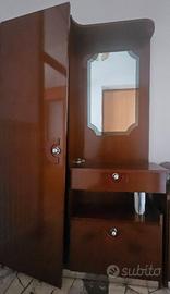 mobile legno massiccio