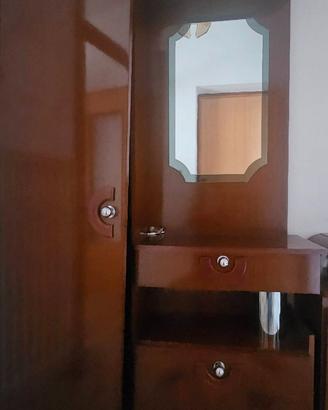 mobile legno massiccio